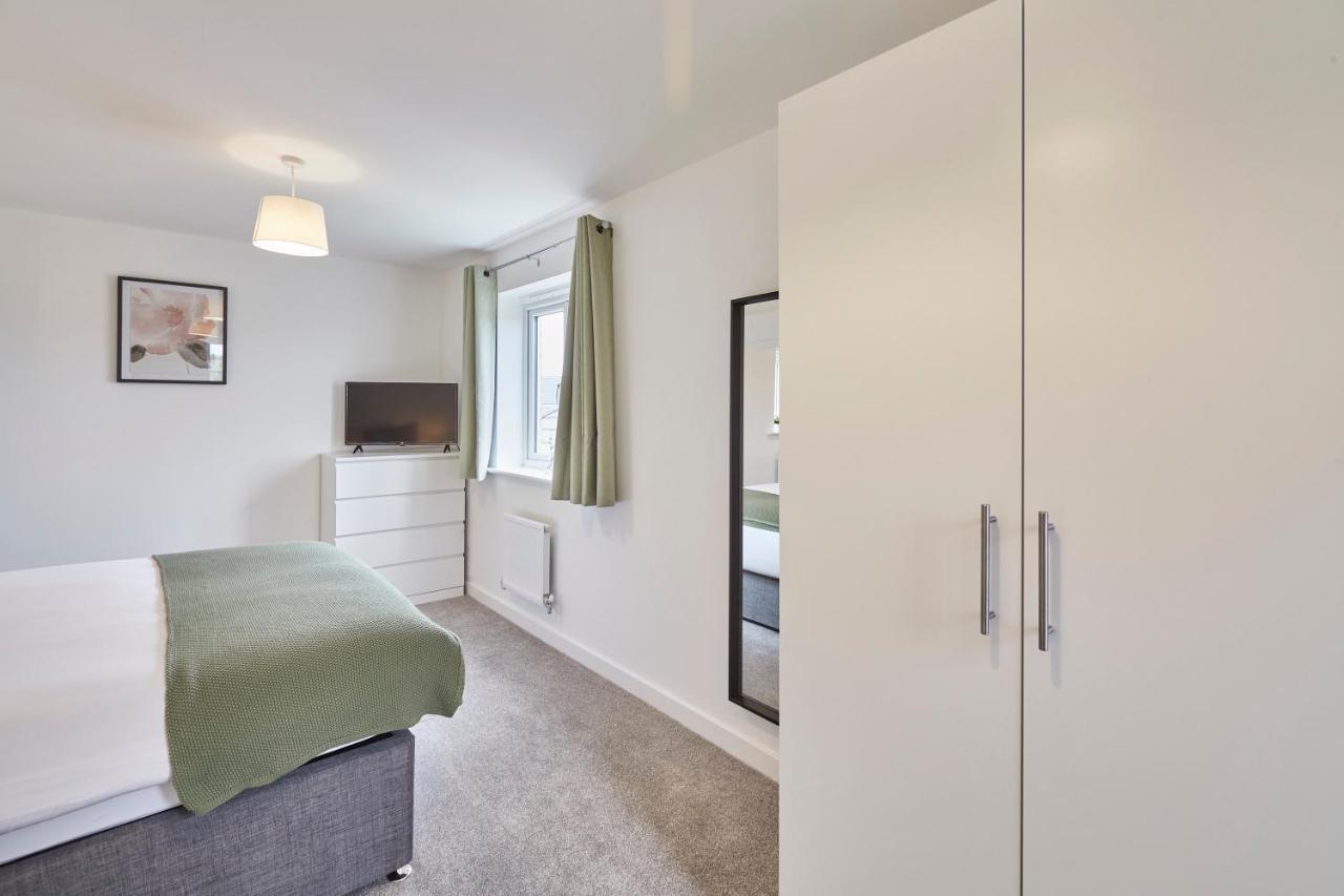 Host & Stay - Cayton Bay Cottage Екстер'єр фото